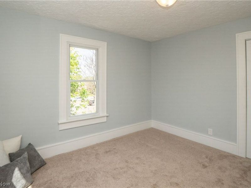 1037 Harpster Avenue, Akron, OH 44314 Photo 23