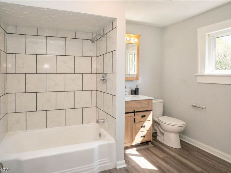 1037 Harpster Avenue, Akron, OH 44314 Photo 28