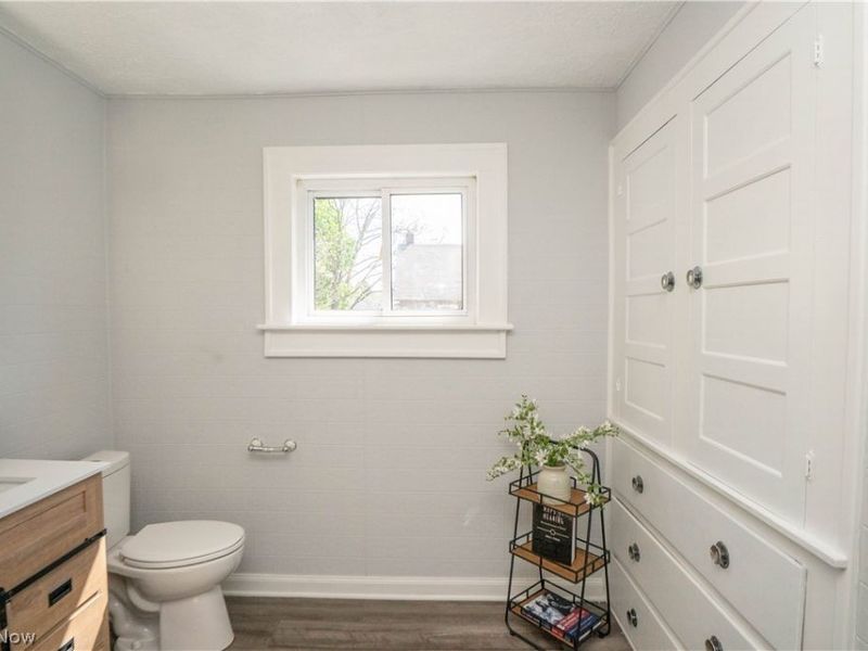 1037 Harpster Avenue, Akron, OH 44314 Photo 29