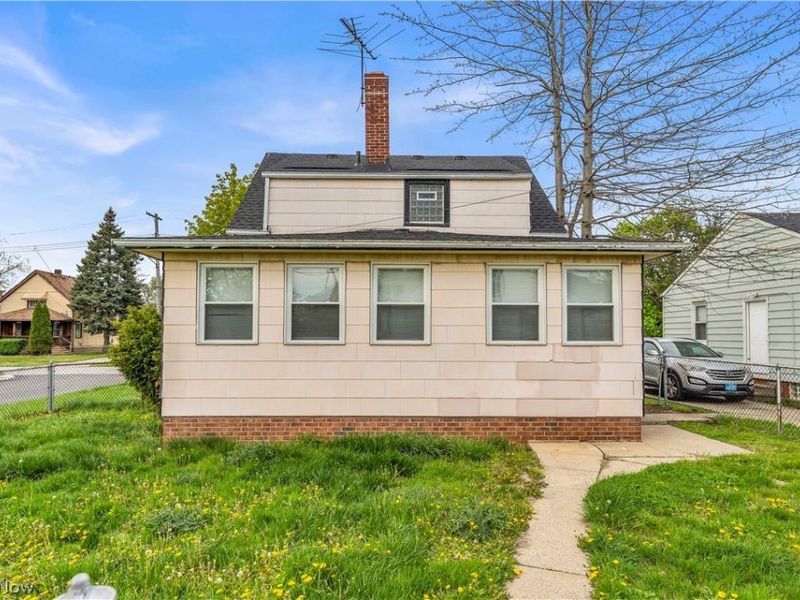 19702 Pawnee Avenue, Cleveland, OH 44119 Photo 24