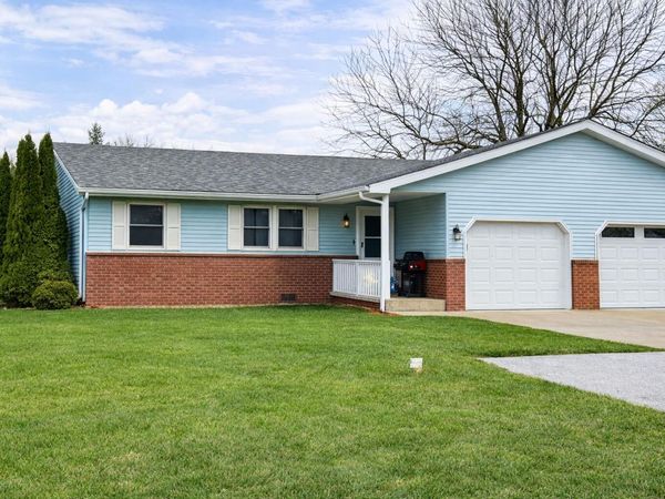 3470 E 69th Avenue , Merrillville, IN 46410