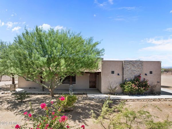 22544 W BARWICK Drive, Wittmann, AZ 85361