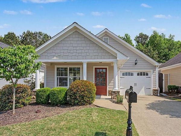 516 Arden Close , Woodstock, GA 30188