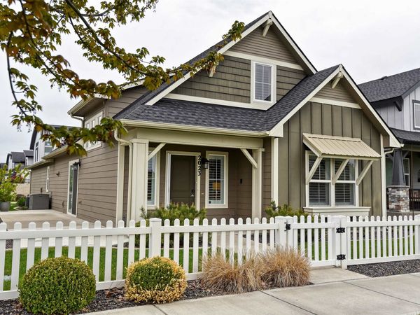 2023 CENTENNIAL Way, Spokane, WA 99201