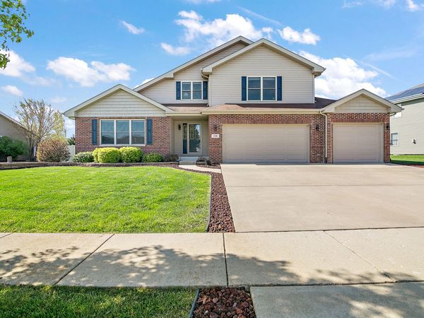 1768 Samantha Lane , Bourbonnais, IL 60914