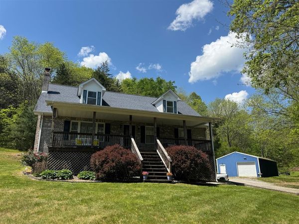 100 Nichols Road , Burkesville, KY 42717