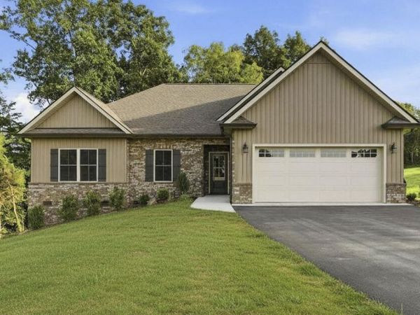 448 Tortoise Way, Jonesborough, TN 37659