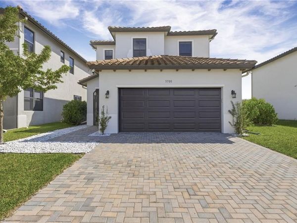 5700 Argento DR , AVE MARIA, FL 34142