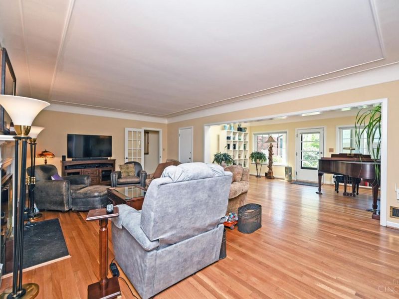 2516 Fairhill Drive, Cincinnati, OH 45239 Photo 10