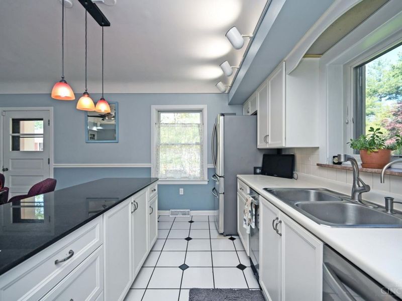 2516 Fairhill Drive, Cincinnati, OH 45239 Photo 24