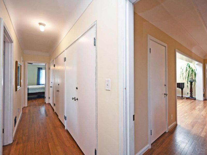 2516 Fairhill Drive, Cincinnati, OH 45239 Photo 27