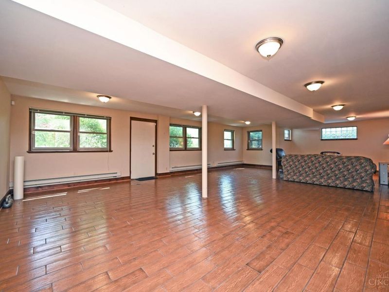 2516 Fairhill Drive, Cincinnati, OH 45239 Photo 46