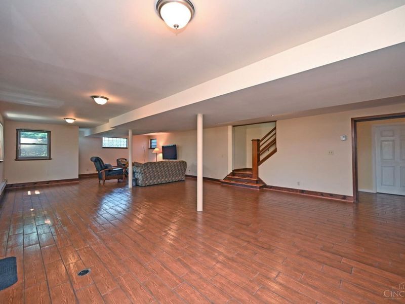 2516 Fairhill Drive, Cincinnati, OH 45239 Photo 47