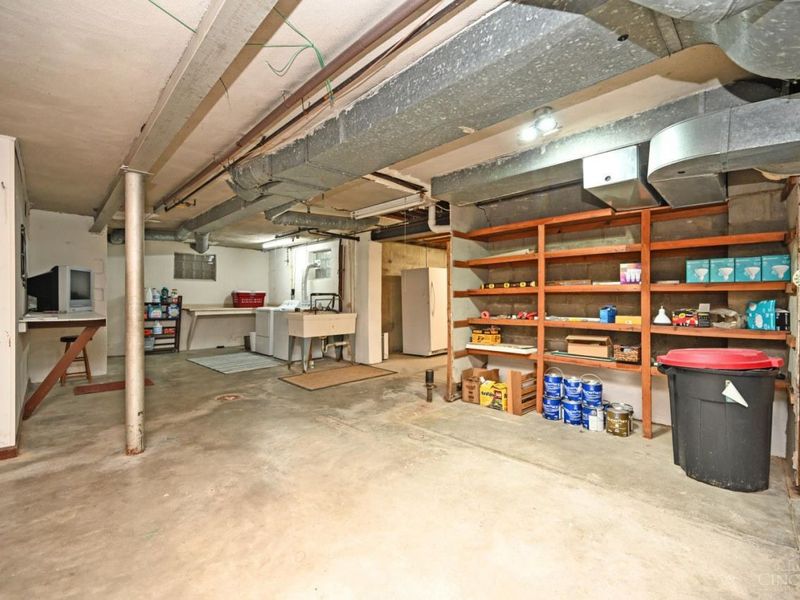 2516 Fairhill Drive, Cincinnati, OH 45239 Photo 55