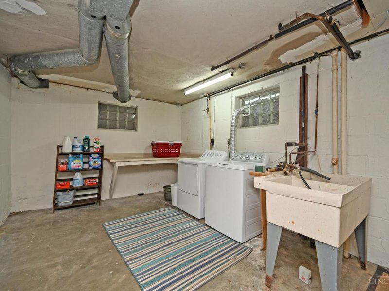 2516 Fairhill Drive, Cincinnati, OH 45239 Photo 56