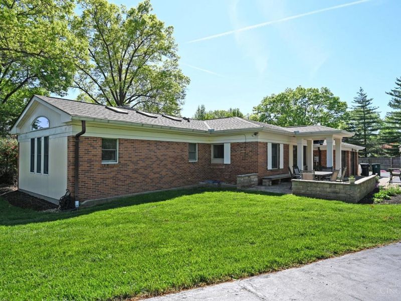 2516 Fairhill Drive, Cincinnati, OH 45239 Photo 74