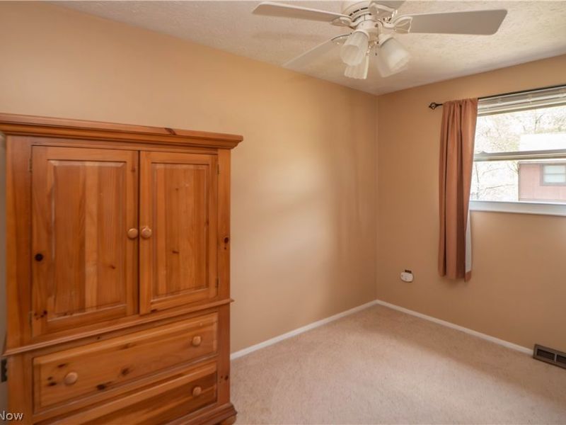 1744 Oak Trail Street NE, Massillon, OH 44646 Photo 16