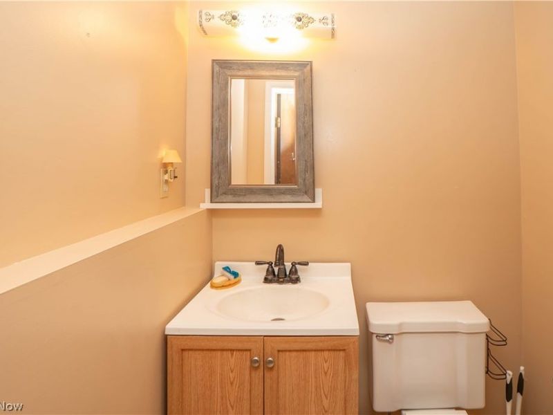 1744 Oak Trail Street NE, Massillon, OH 44646 Photo 23