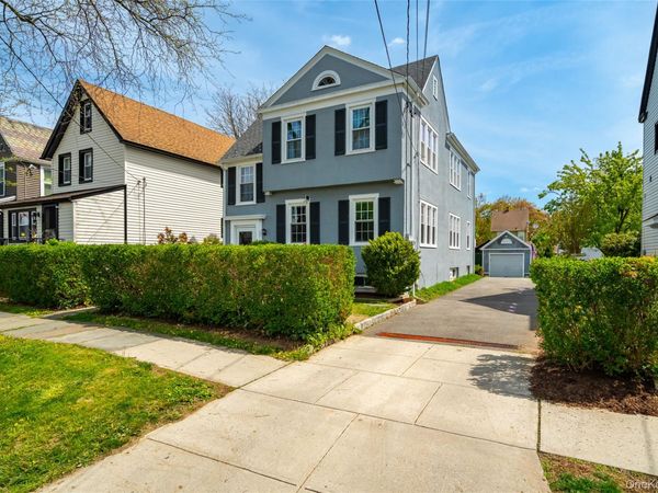 28 Spruce Street , New Rochelle, NY 10805