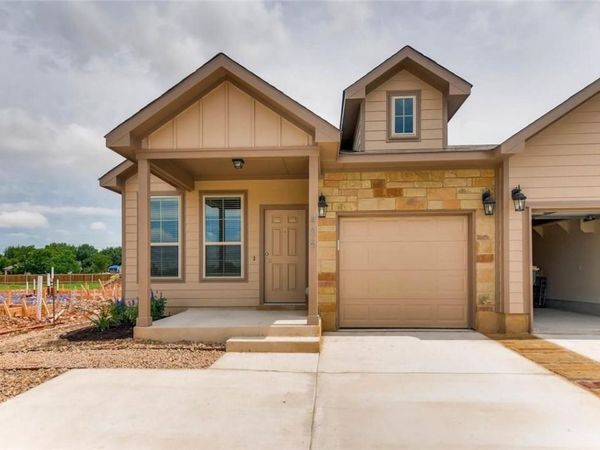 440 High Tech DR, Unit #29B, Georgetown, TX 78626