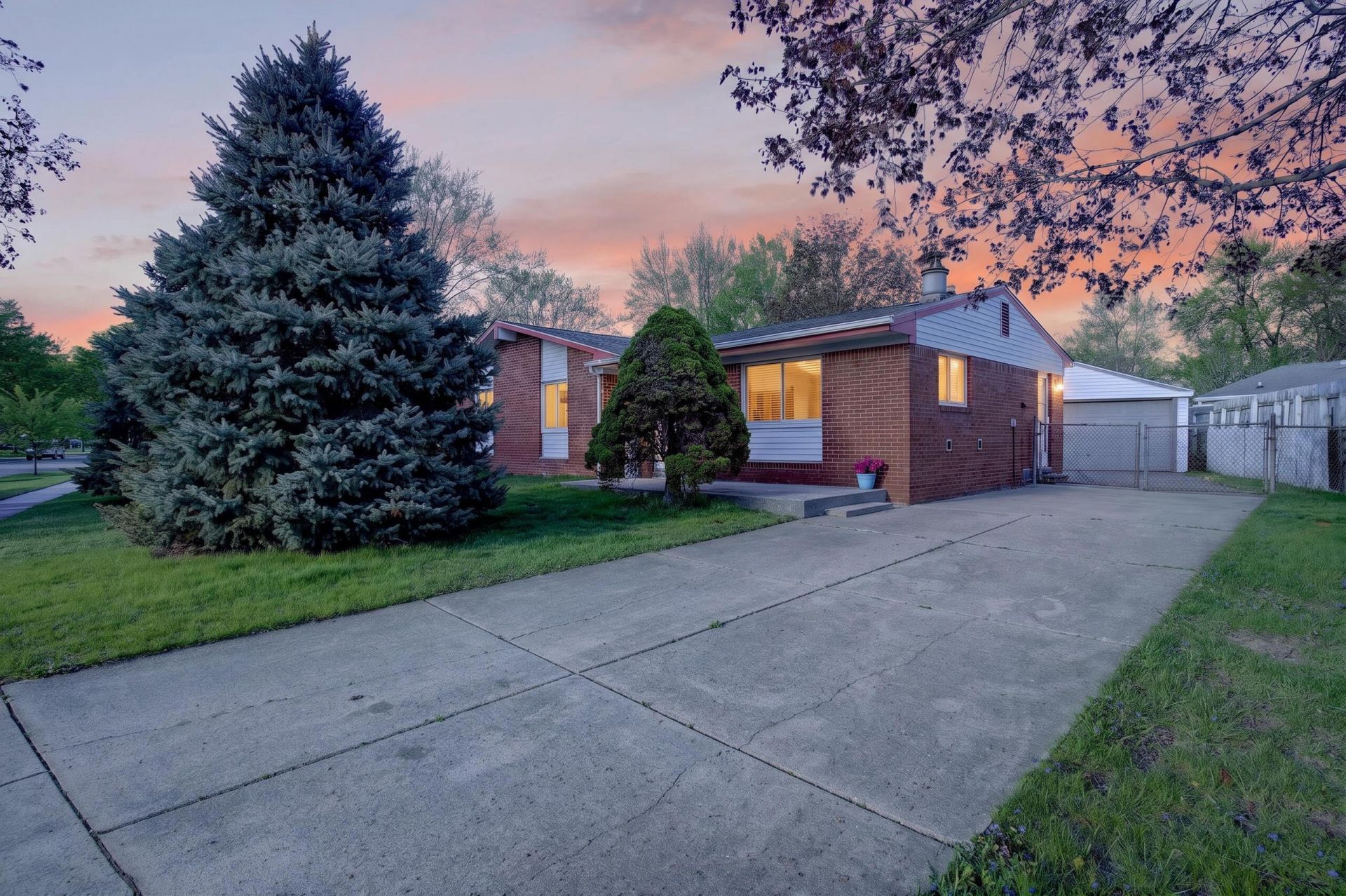 11137 Jackson Street, Van Buren Township, MI 48111 Main Photo