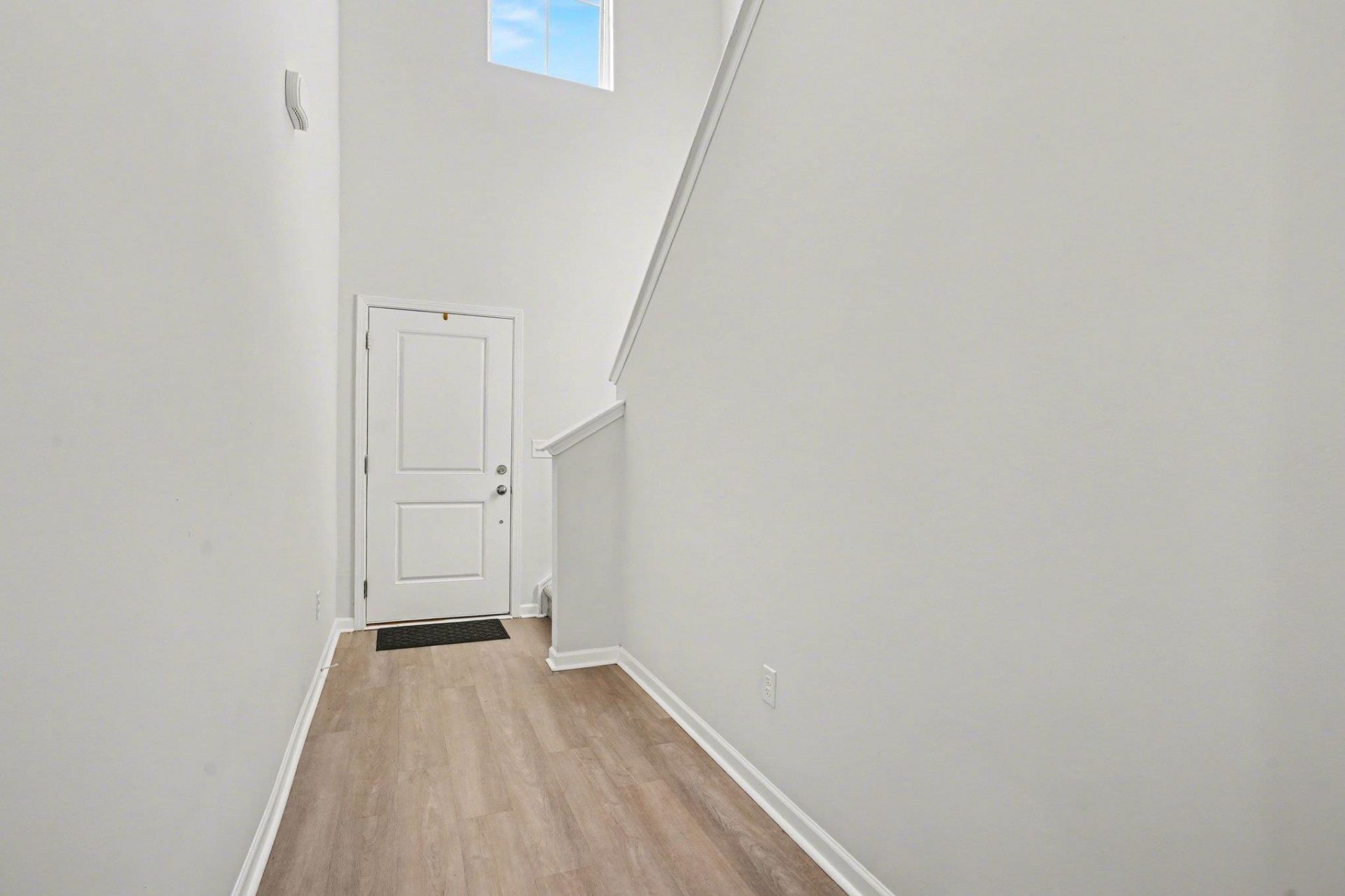 8196 Forest Edge Dr. Photo 16