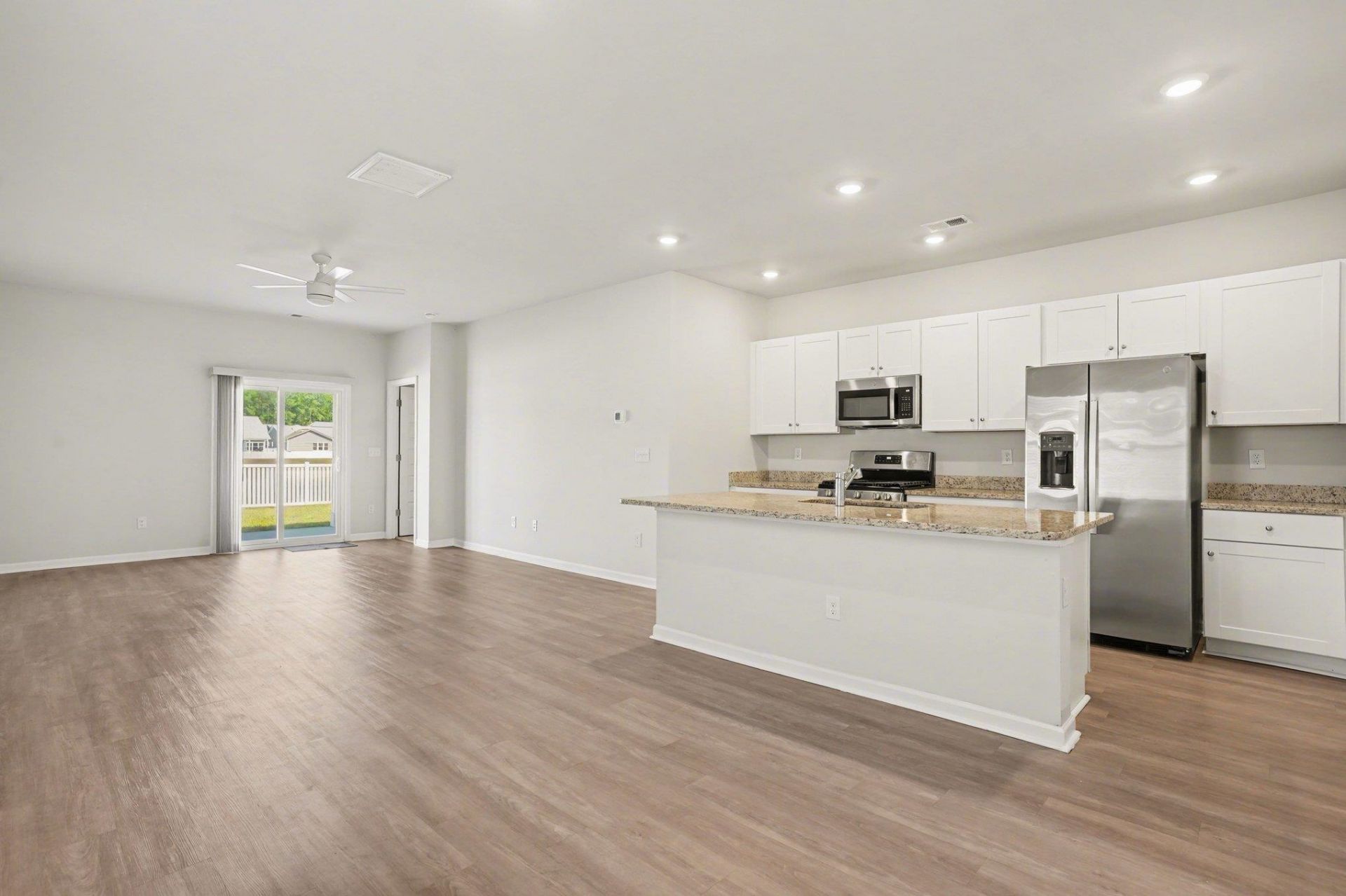 8196 Forest Edge Dr. Photo 23