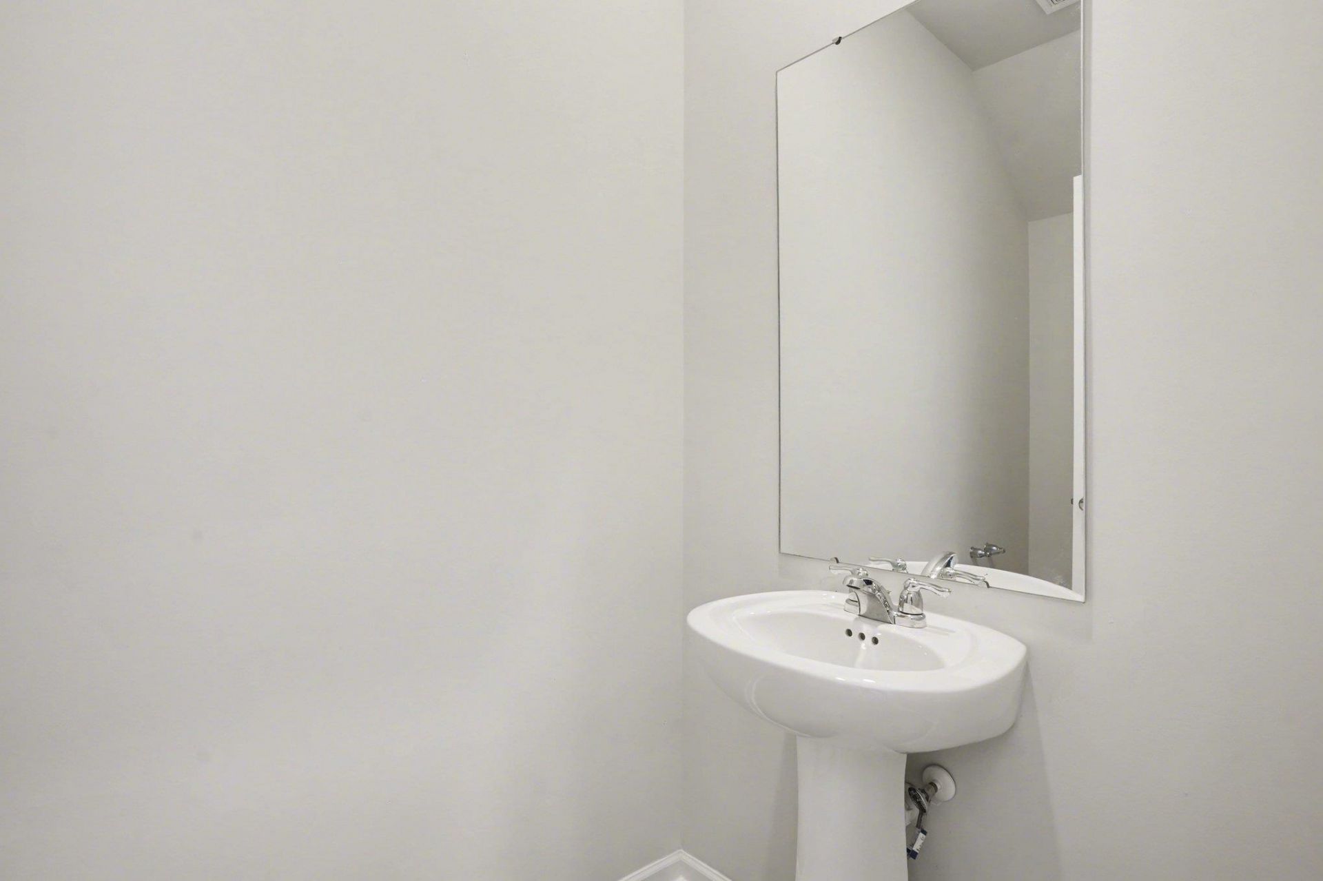 8196 Forest Edge Dr. Photo 29