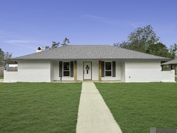 17309 Marseilles Blvd, Prairieville, LA 70769