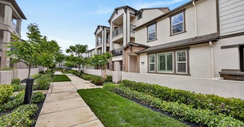 3074 Meadow Run Walk, Sacramento, CA 95833 Photo