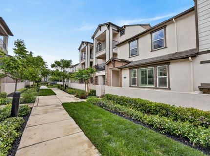 3074 Meadow Run Walk, Sacramento, CA 95833 Photo