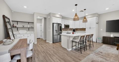 3074 Meadow Run Walk, Sacramento, CA 95833 Photo
