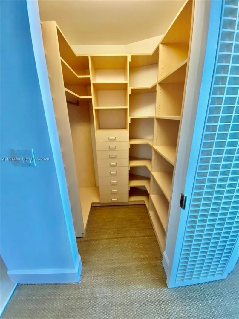 300 S Pointe Dr , Unit 3204, Miami Beach, FL 33139 Photo