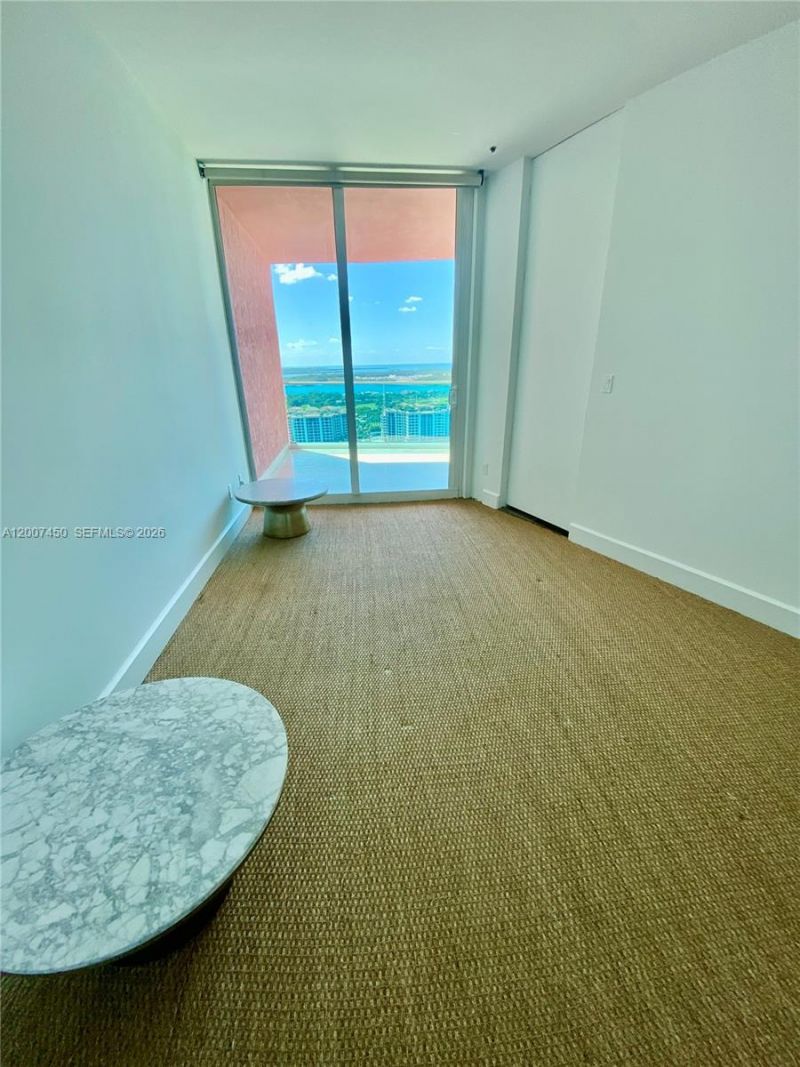 300 S Pointe Dr , Unit 3204, Miami Beach, FL 33139 Photo