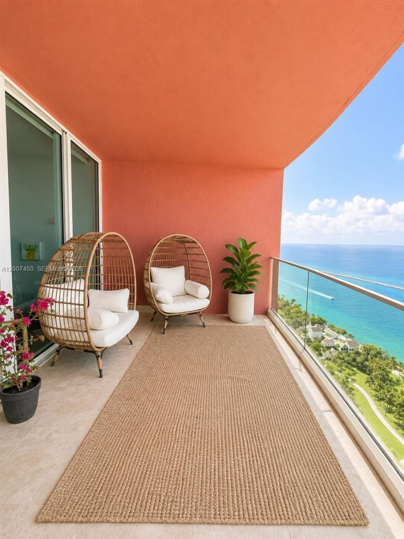 300 S Pointe Dr , Unit 3204, Miami Beach, FL 33139 Photo