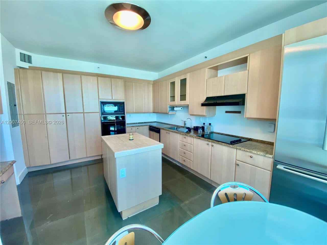 300 S Pointe Dr , Unit 3204, Miami Beach, FL 33139 Photo