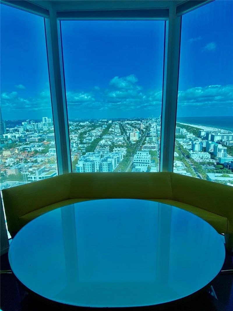 300 S Pointe Dr , Unit 3204, Miami Beach, FL 33139 Photo