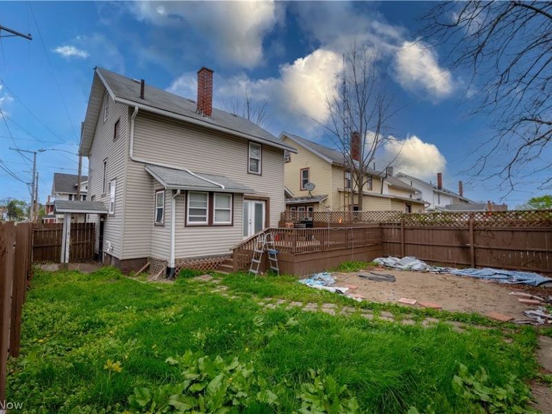 2322 9th Street NW, Canton, OH 44708 Photo 2