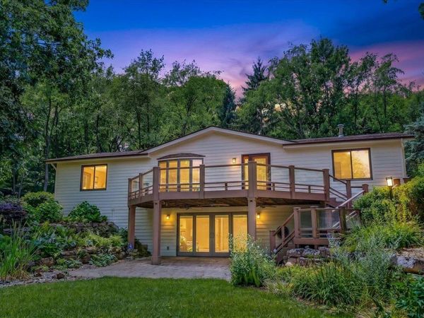 N3977 Meadow Drive, Cambridge, WI 53523