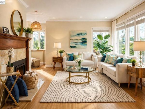 17676 Garland Ct, Castro Valley, CA 94546