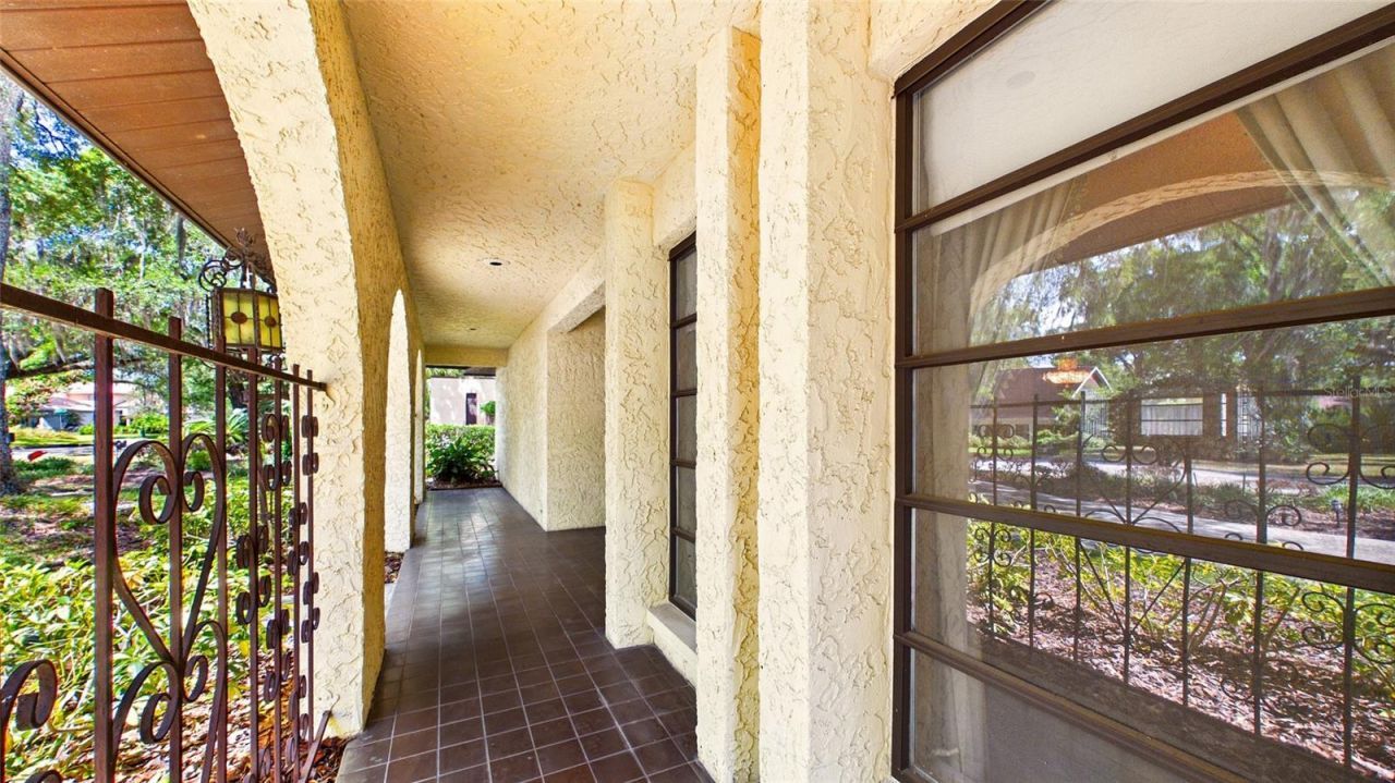 1116 N Riverhills Drive, Temple Terrace, FL 33617 Photo