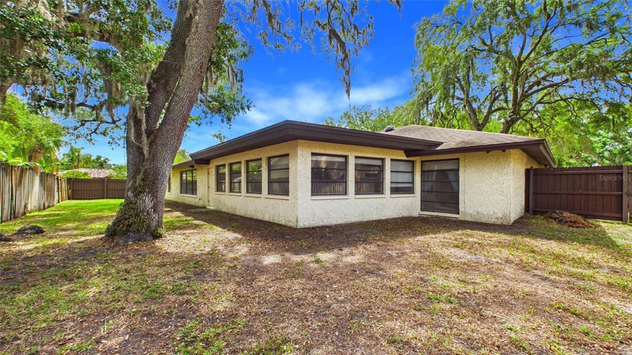 1116 N Riverhills Drive, Temple Terrace, FL 33617 Photo