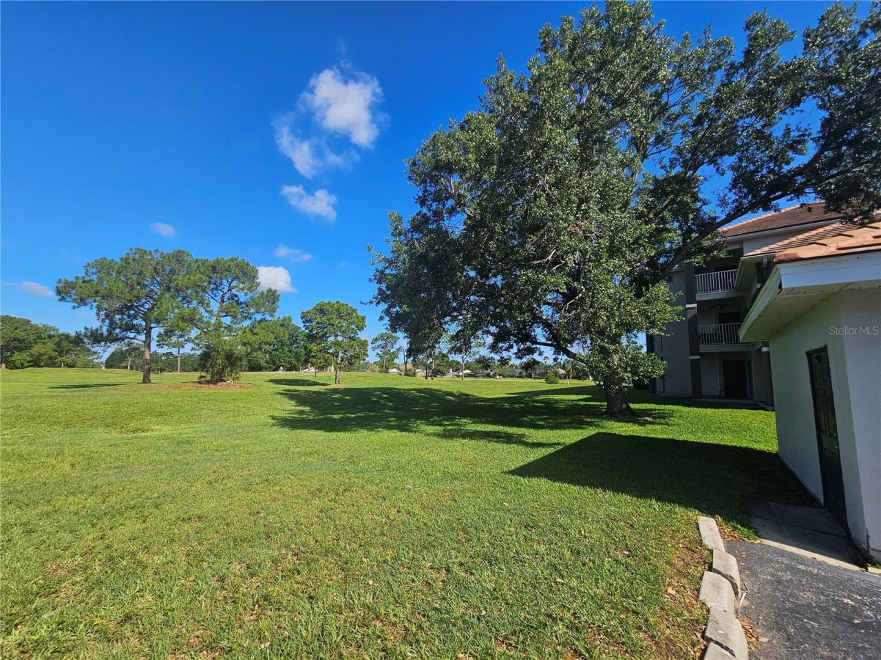 13838 Fairway Island Drive, Unit 1418, Orlando, FL 32837 Photo