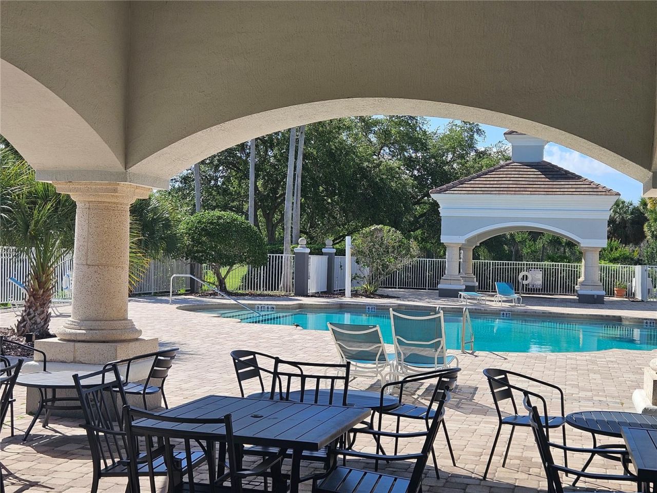 13838 Fairway Island Drive, Unit 1418, Orlando, FL 32837 Photo