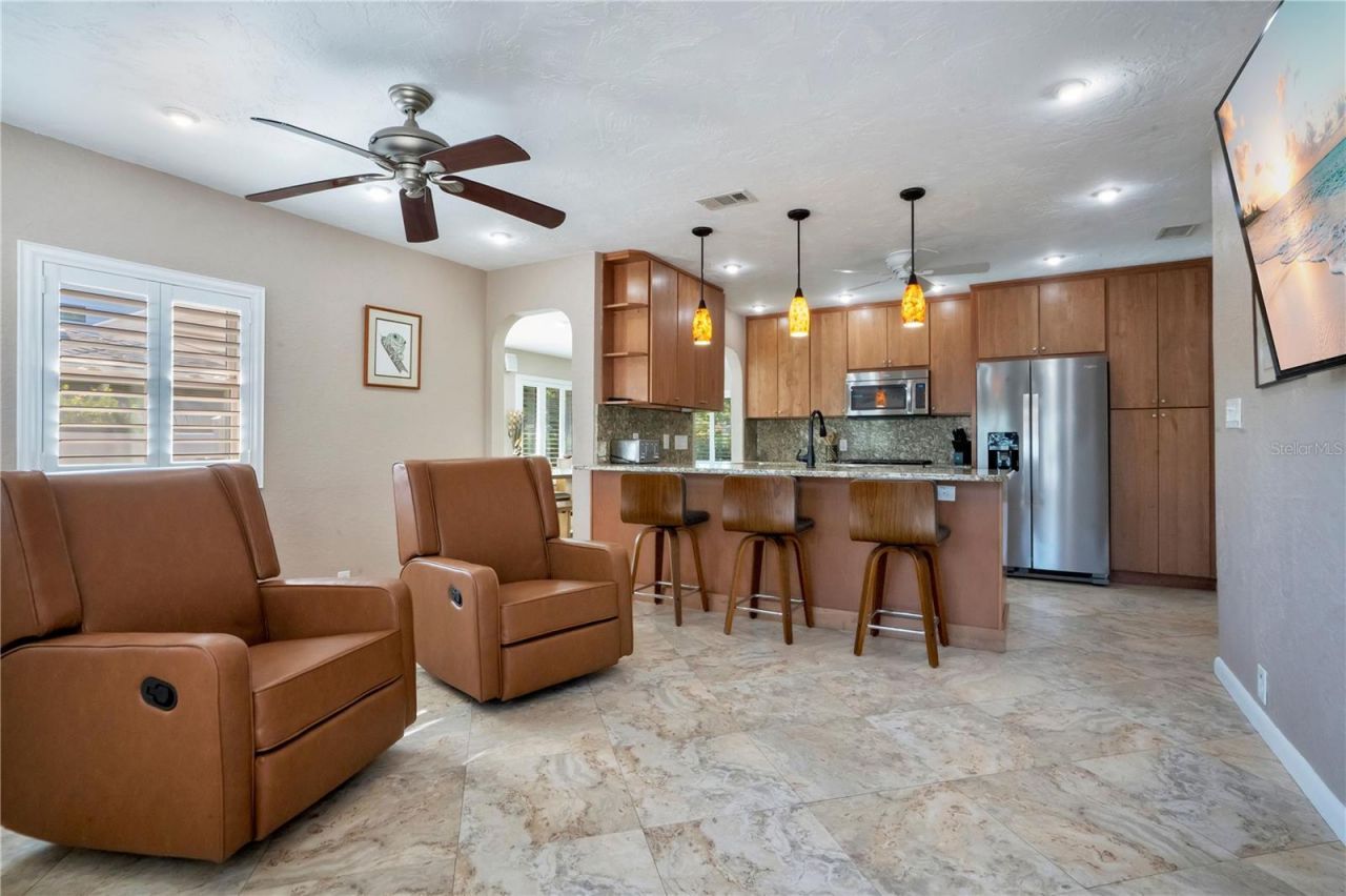 145 27th Avenue N, Saint Petersburg, FL 33704 Photo