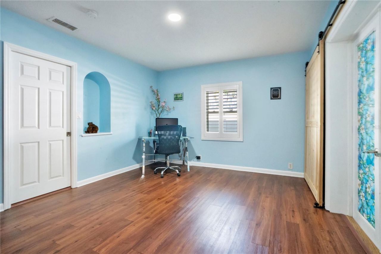 145 27th Avenue N, Saint Petersburg, FL 33704 Photo