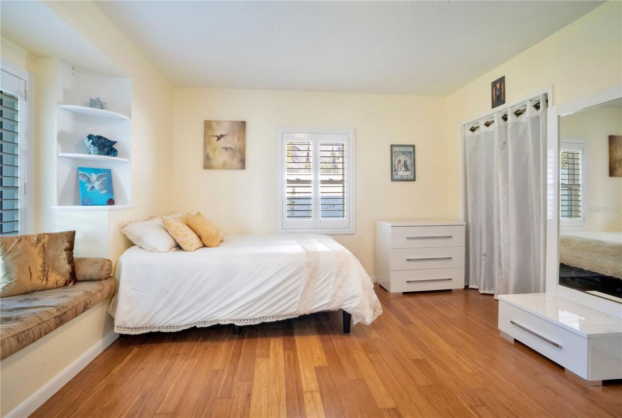 145 27th Avenue N, Saint Petersburg, FL 33704 Photo