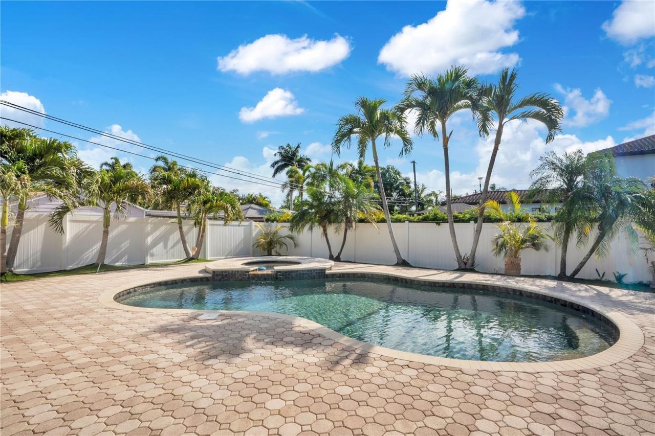 145 27th Avenue N, Saint Petersburg, FL 33704 Photo