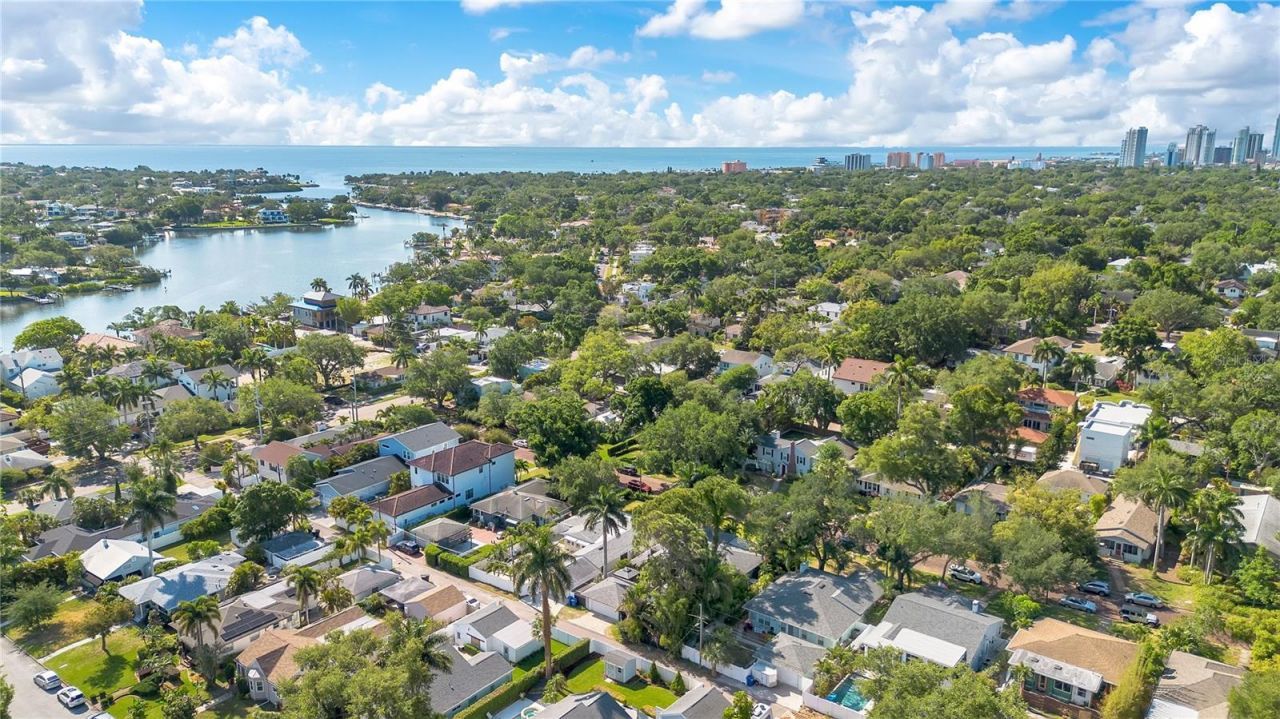 145 27th Avenue N, Saint Petersburg, FL 33704 Photo