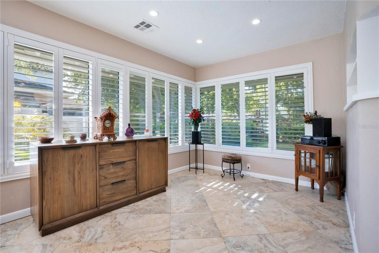 145 27th Avenue N, Saint Petersburg, FL 33704 Photo